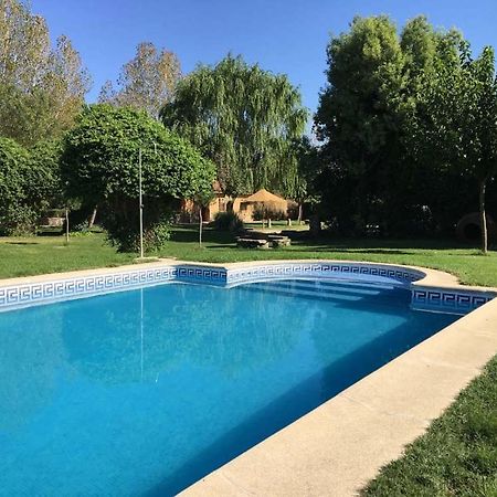 Complejo Rural La Badia Villa Lucillos Exterior photo